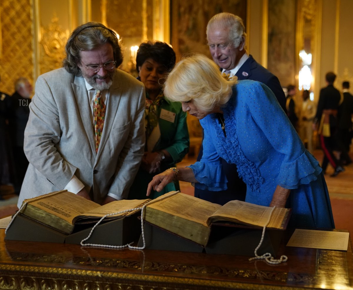 Royal Shakespeare Jewels At Windsor Castle